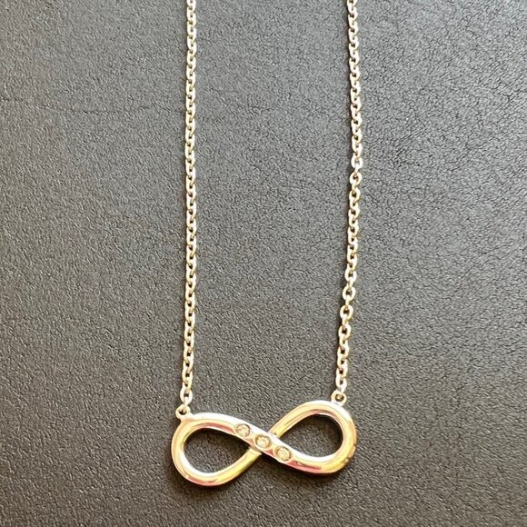 Infinity necklace sterling silver 18 inch chain with 3 round diamond accents 925 - Picture 13 of 13